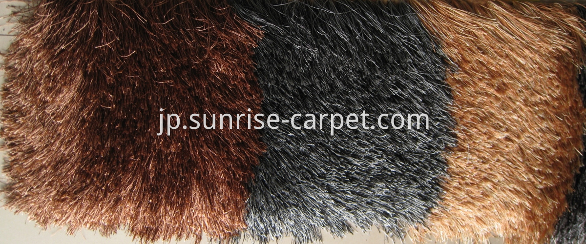 The detail of Long Thin Silk Shaggy With Plain Color